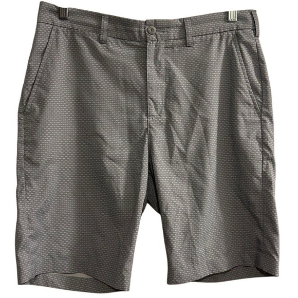 PGA Tour Men's Gray Chino Golf Shorts Size 32 Casual Solid - Picture 1 of 9
